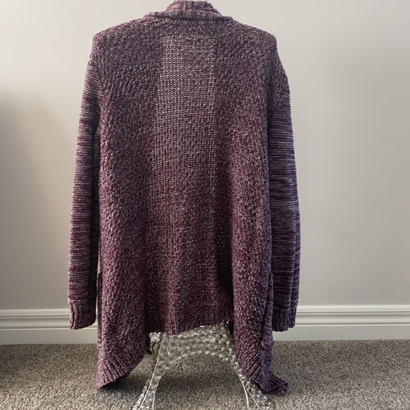 Forever 21 maroon cardigan - Picture 2 of 2